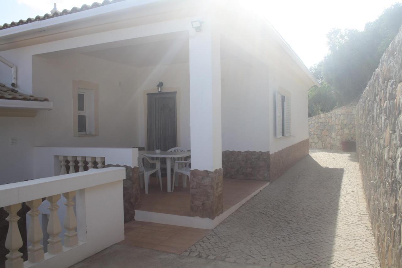 Rustic Villa Guesthouse Santa Bárbara de Nexe Екстериор снимка