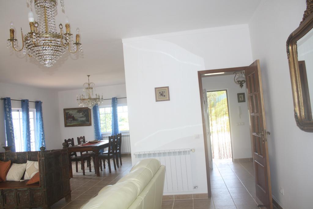 Rustic Villa Guesthouse Santa Bárbara de Nexe Екстериор снимка